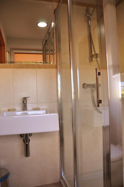 Pensjonat Komorniki Phòng bức ảnh